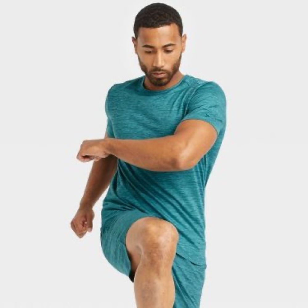 ALL IN MOTION Men's Short Sleeve Soft Stretch Workout T-Shirt Size Large - Picture 12 of 12